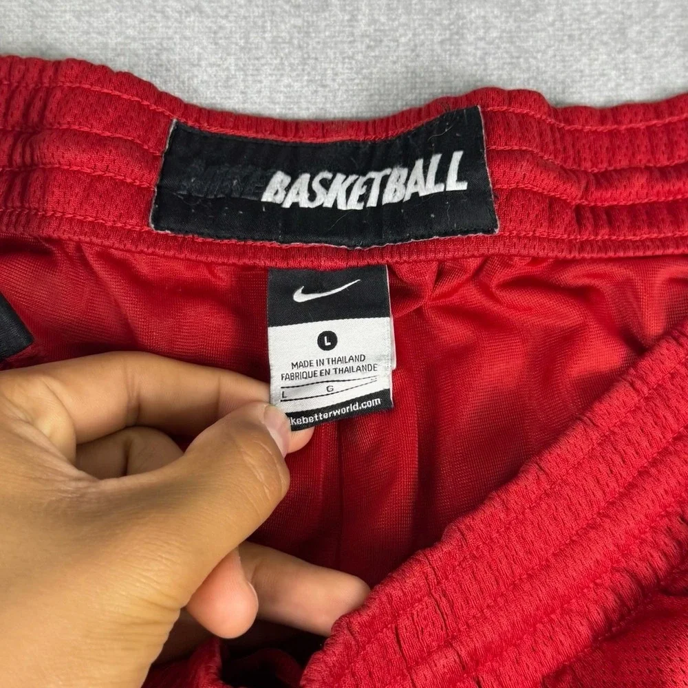 Nike Basketball Mesh Side Stripe Athletic Shorts Mens Large Red Polyester